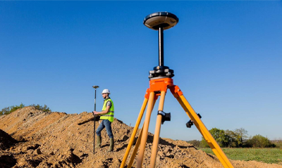 RTK與全站儀有哪些區別？兩者優缺點對比